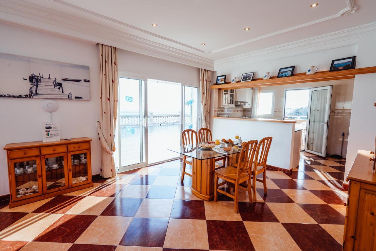 Apartamentos Punta Prima Beach Exteriör bild